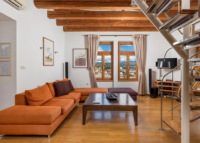 Paradise View Deluxe Apartment